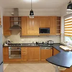 B6 Apartament *